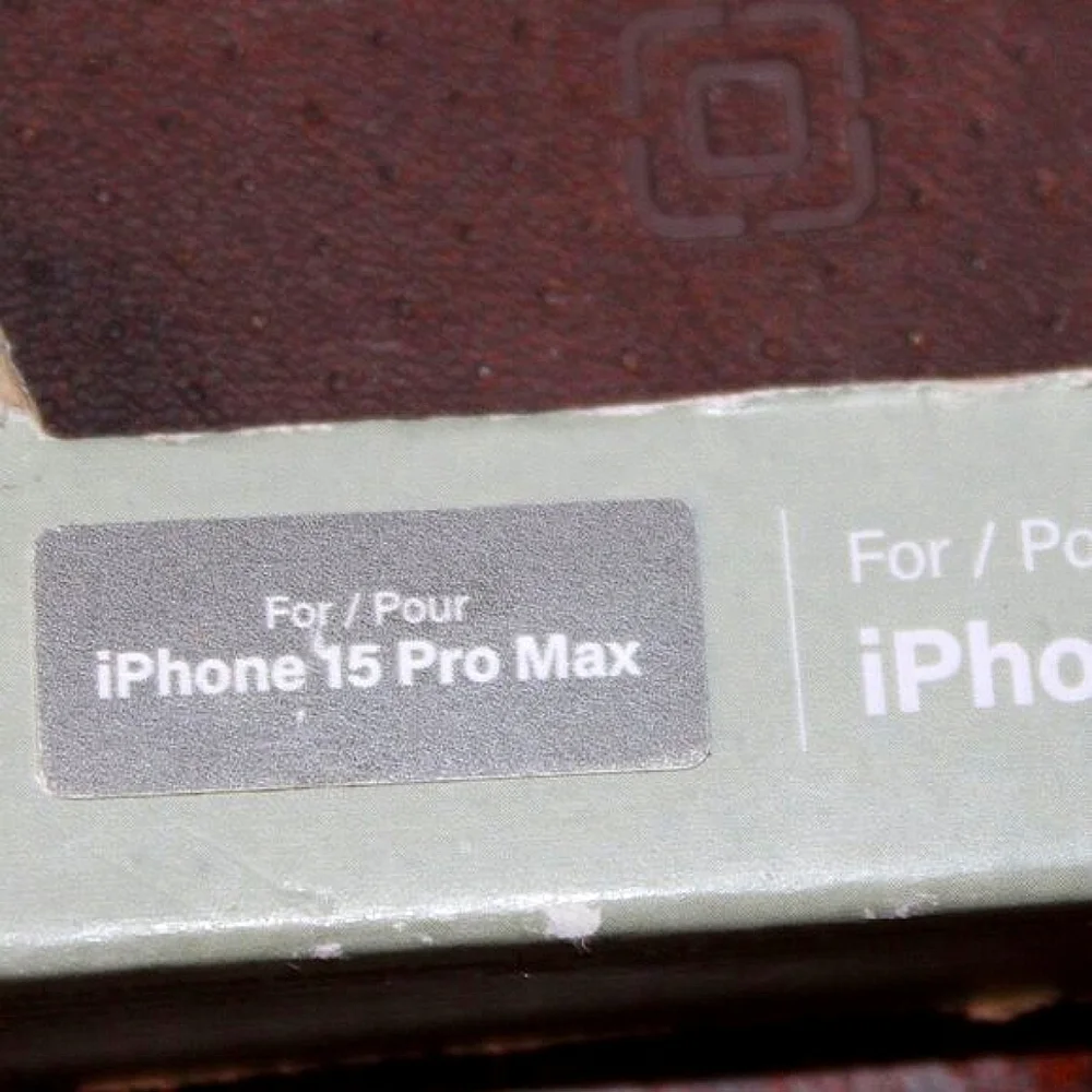 Incipio Cru Case for iPhone 15 Pro Max - New in Box!